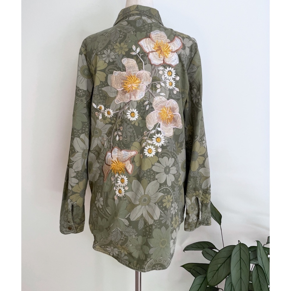 NWT Spell & The Gypsy Eden Camo Embroidered floral Patches Jacket S - Picture 11 of 16